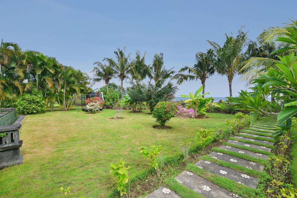 Villa Dunia Impian Kubutambahan  Exterior photo